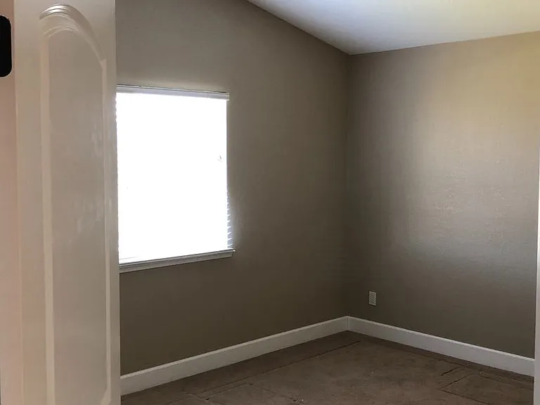 743 Calico Trl — Photo 27