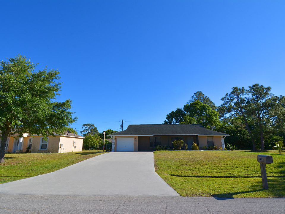 1st image of 556 SW Duval Avenue