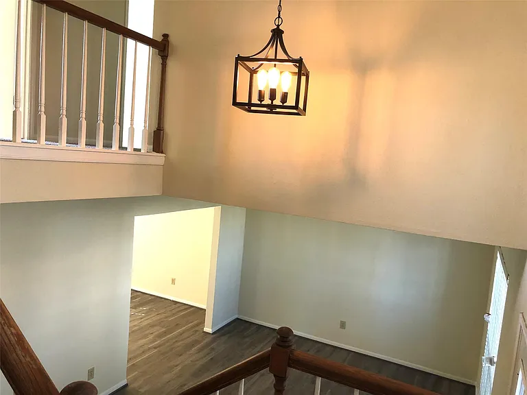 4819 Sunshine Dr — Photo 15