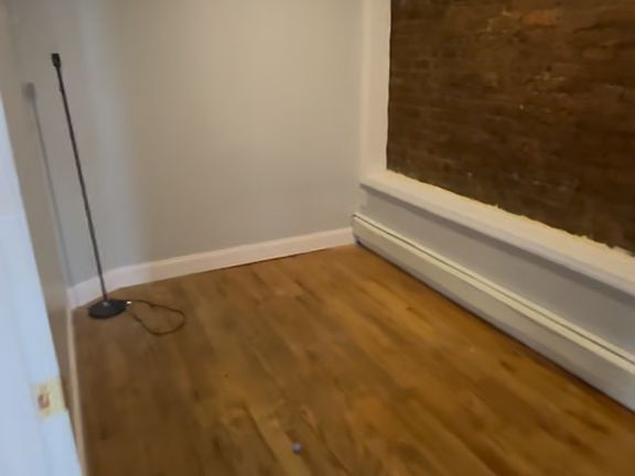 4th image of 14642 Lakewood Ave APT 2