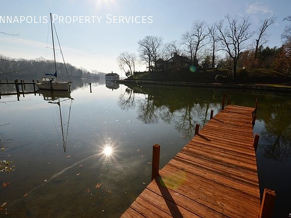 4th image of 2654 Greenbriar Ln
