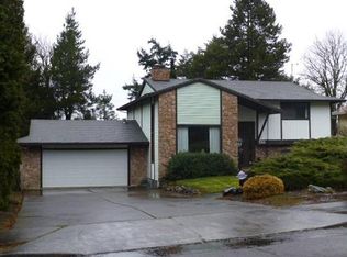 561 SW 4th St, Gresham, OR 97080