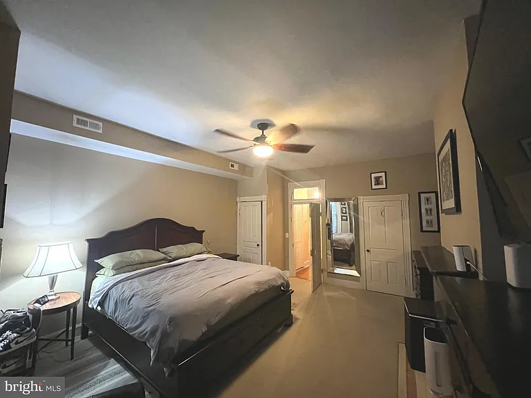 727 Reservoir St — Photo 18