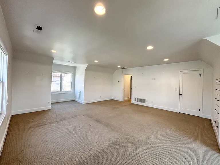 77 E Hillside Ave #1 — Photo 19