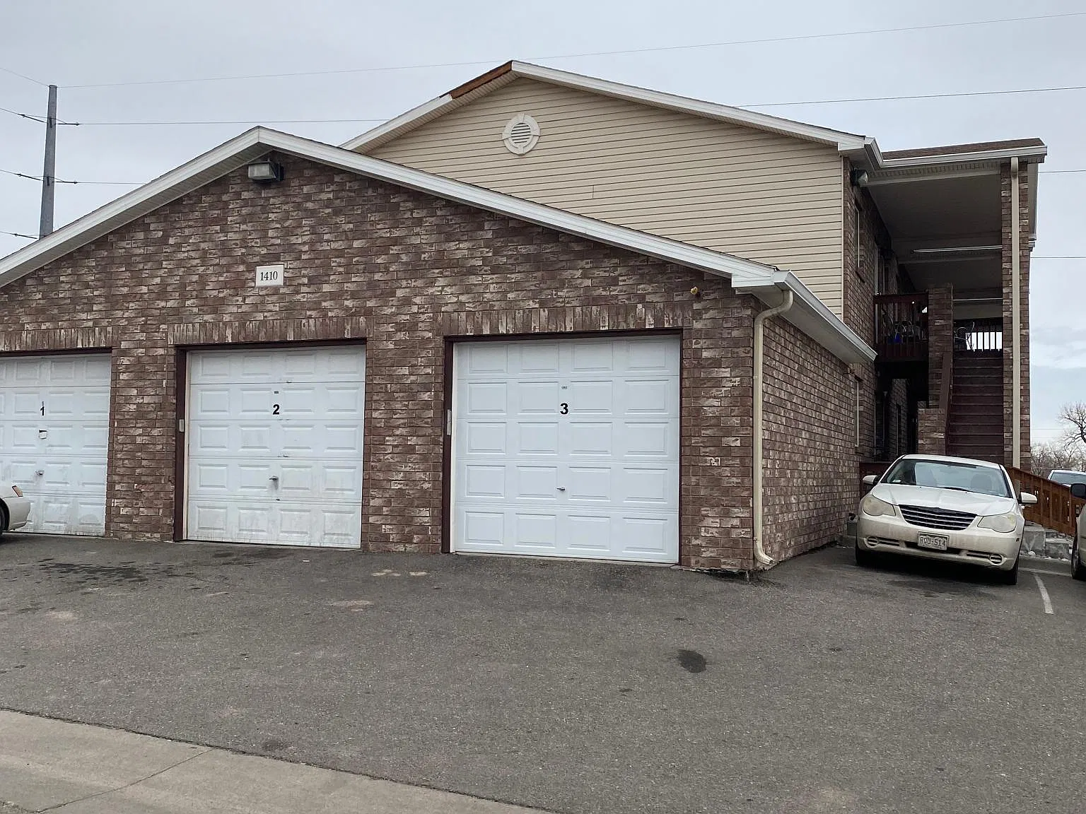 2 bed, 950 sqft, $1,700 — Photo 1