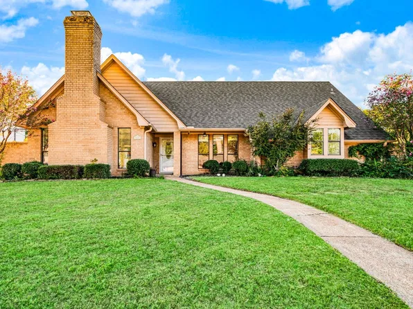 420 39th St SE, Paris, TX 75462