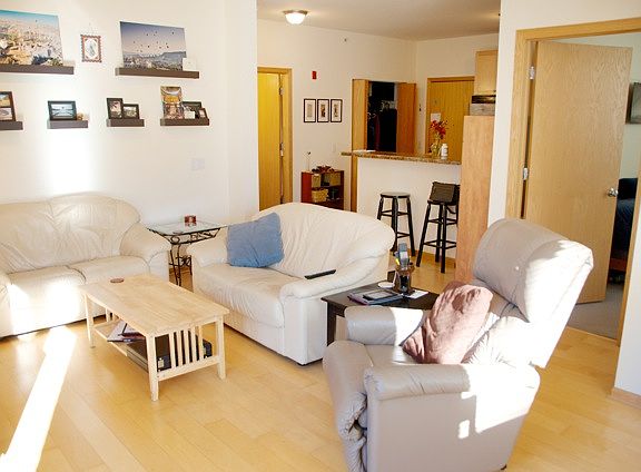 5th image of 20 N Blair St APT 218