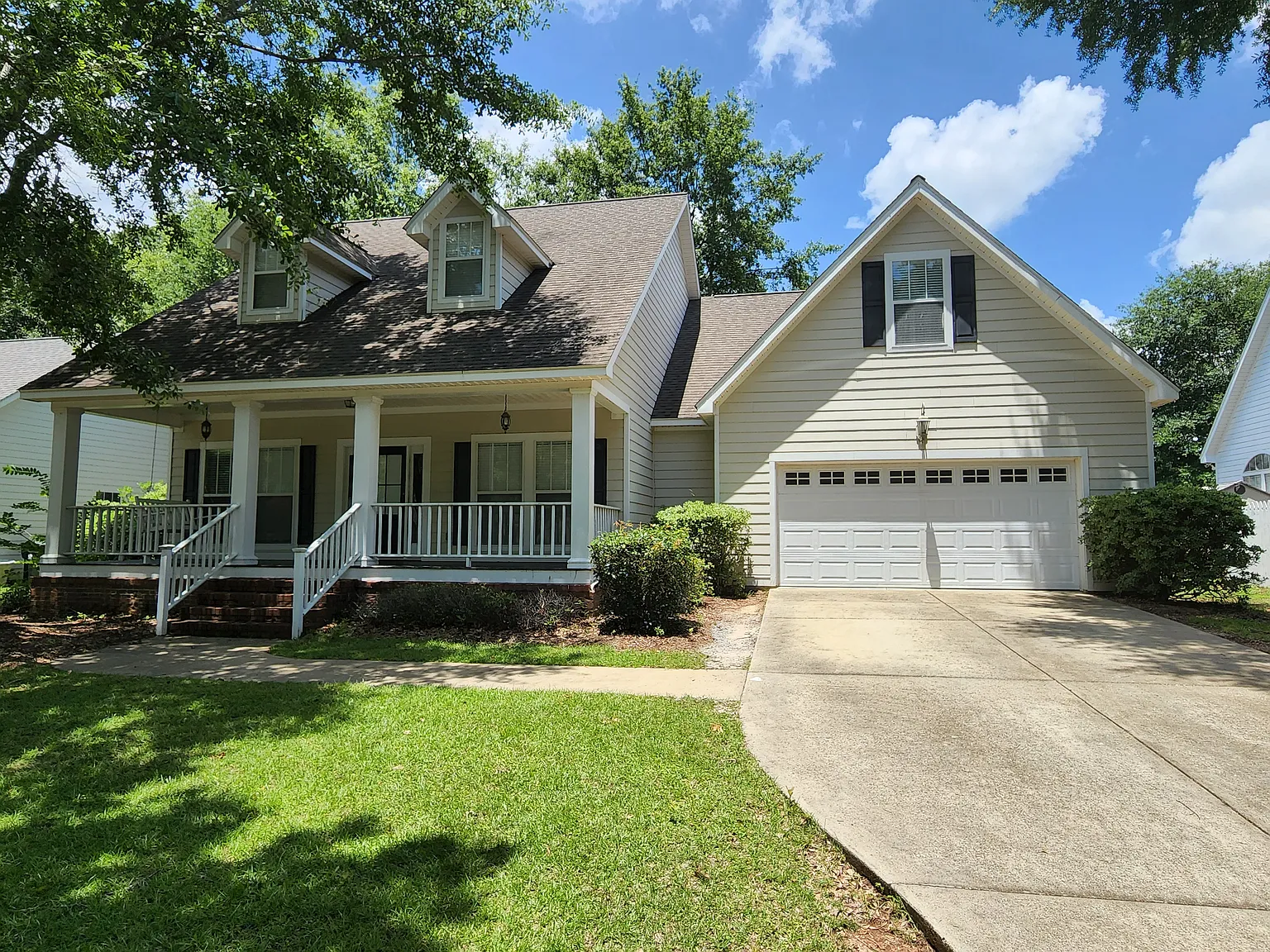 3 bed, 2080 sqft, $2,000 — Photo 1