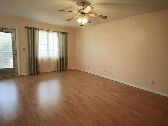 2nd image of 229 Coventry J