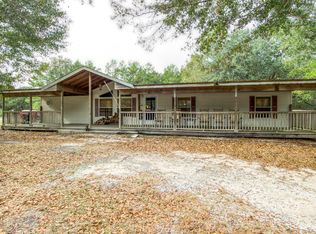 353 Goodwin Creek Rd, Freeport, FL 32439