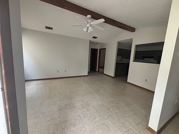 4th image of 3 Carie Way