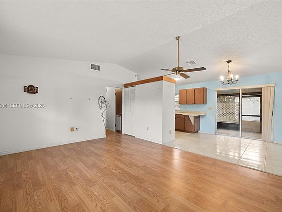 3rd image of 2067 N Terrapin Rd