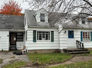 129 Fetzner Rd, Rochester, NY 14626