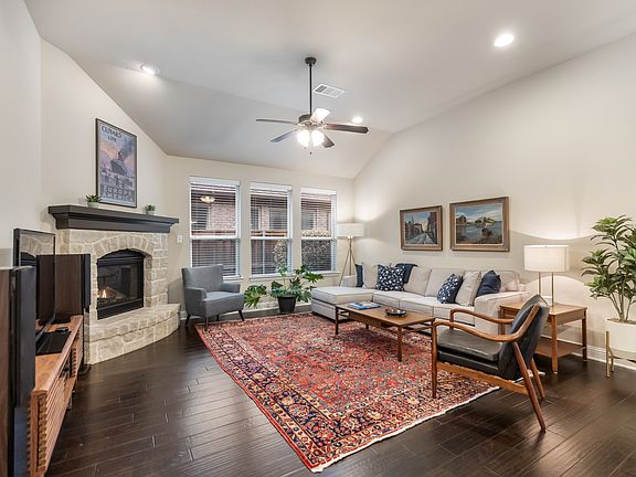 2nd image of 1415 Huntsman Ridge Ln