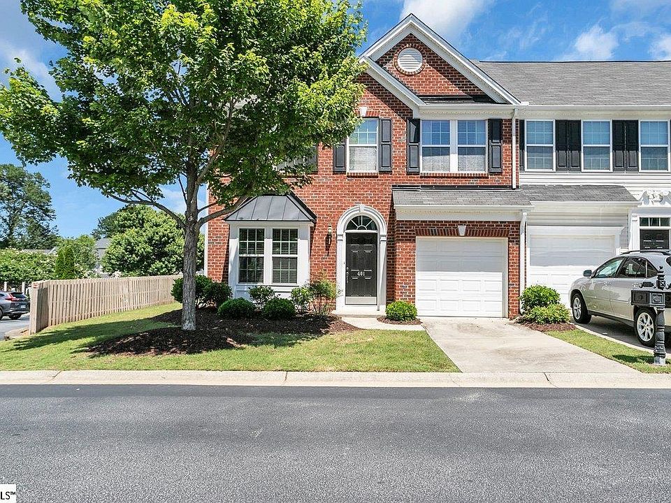 1st image of 401 Cedar Pines Dr