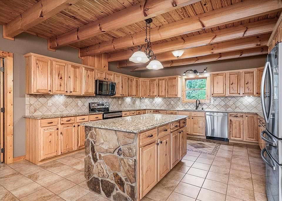 22nd image of 2442 Long Branch Rd