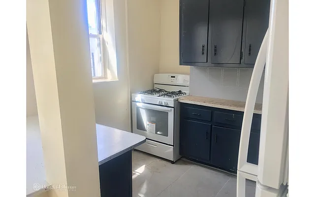 Rented by Douglas Elliman | media 2