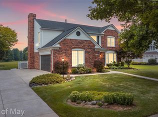 47793 Ten Point Dr, Canton, MI 48187
