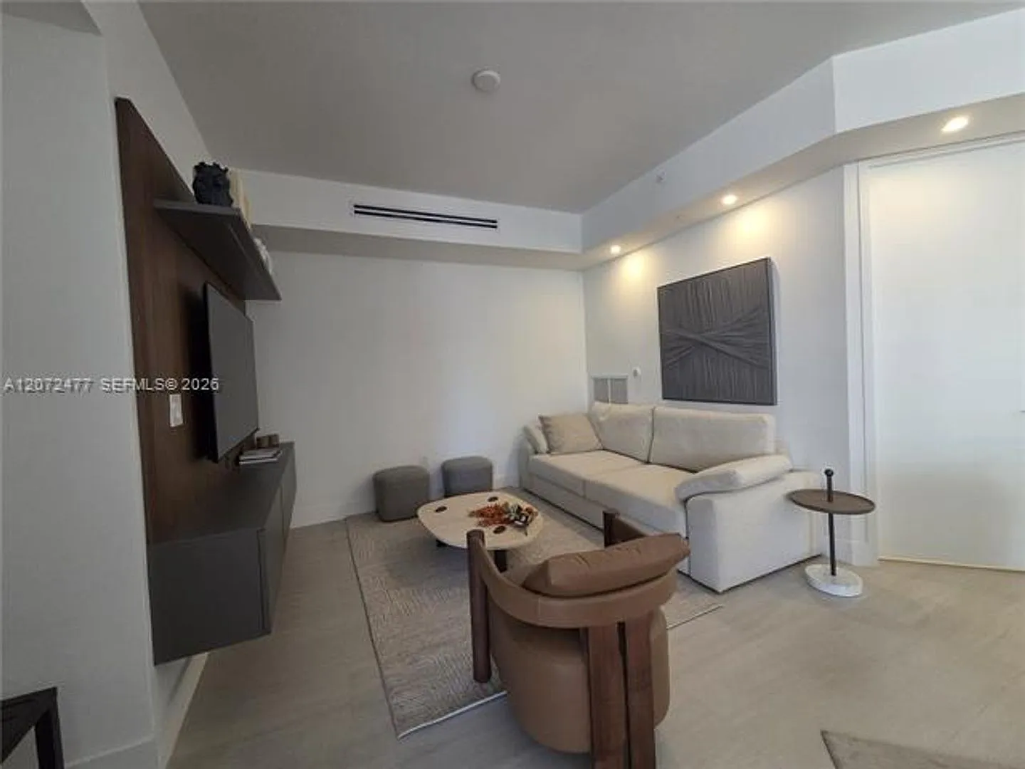 739 Crandon Blvd cu-202, Key Biscayne, FL 33149 — Photo 1