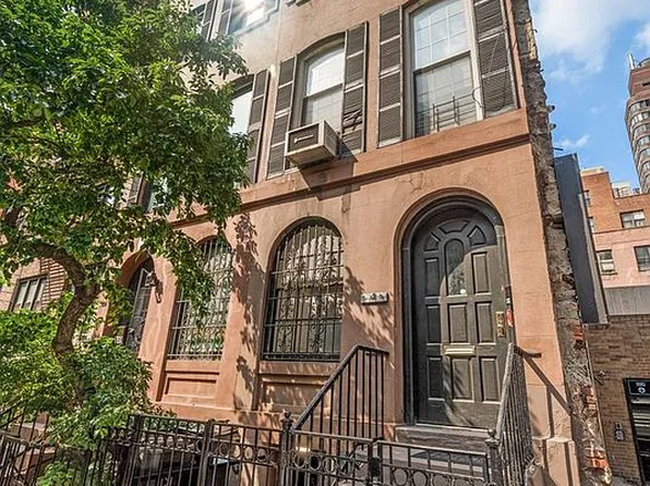 151 E 29th St, New York, NY 10016