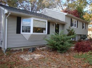 26 Ridgedale Rd, Bethel, CT 06801