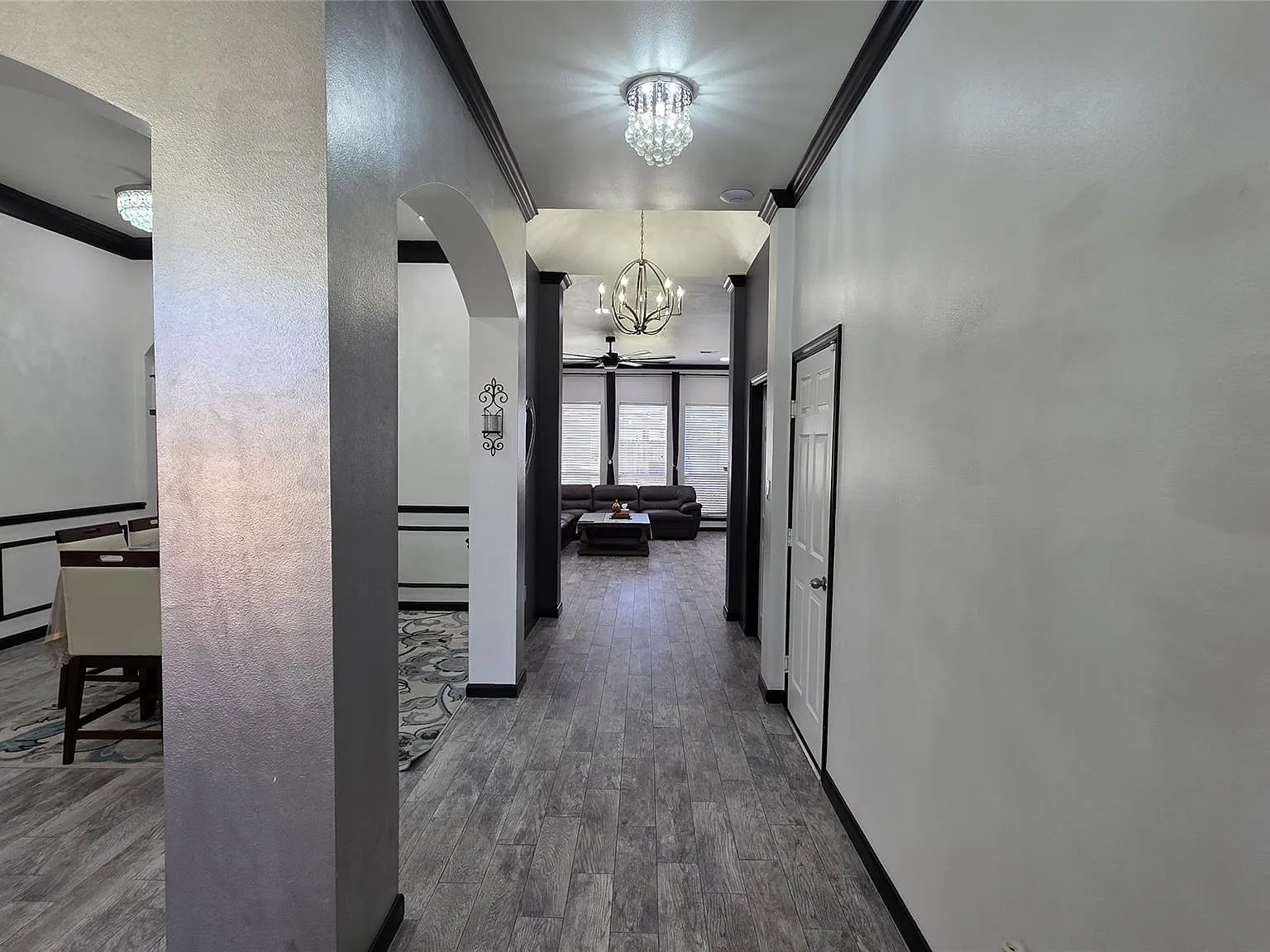 5 bed, 3.0 bath, 2861 sqft, $3,150 — Photo 4