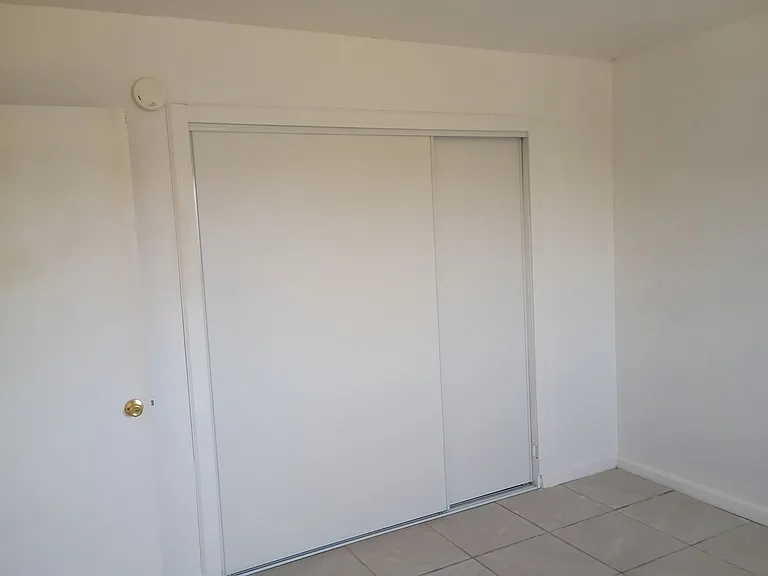1932 Erin Dr. — Photo 18