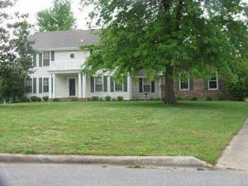 1st image of 202 Greenboro Ct