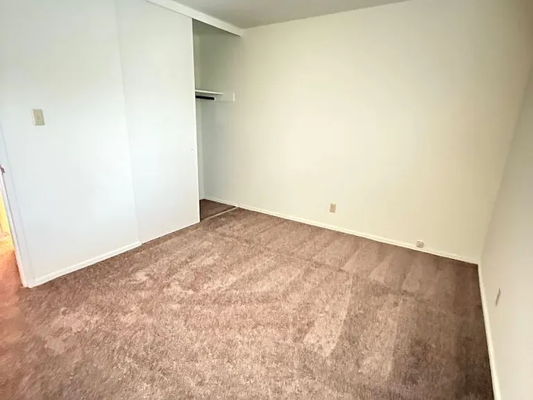 2151 Carlmont Dr — Photo 5