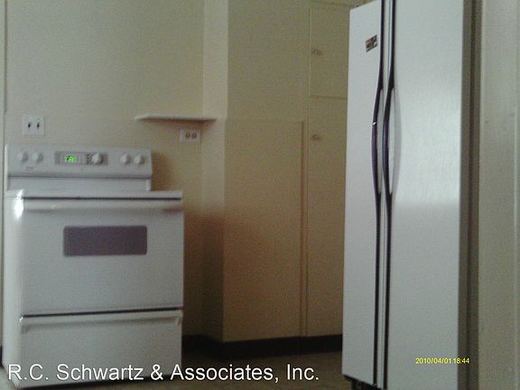 4th image of 1318 W Mansfield Ave