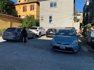 921 14th Ave APT 4, Seattle, WA 98122