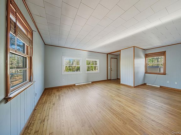 5th image of 140 Highland Lake Road