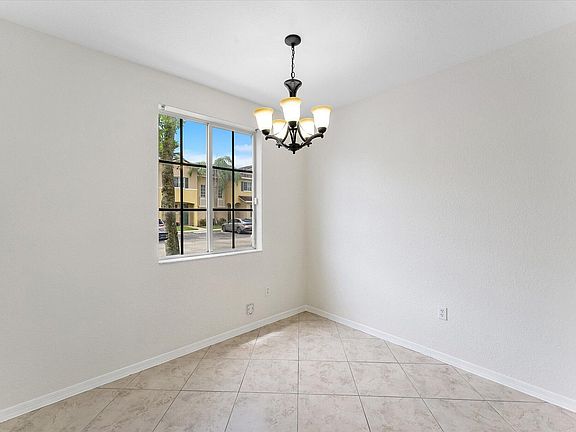 4th image of 6051 SW 19th Court