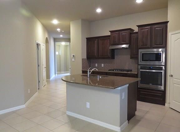 4th image of 2648 Shadow Glen Dr