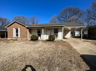 2660 Meadowbrook Dr, Horn Lake, MS 38637