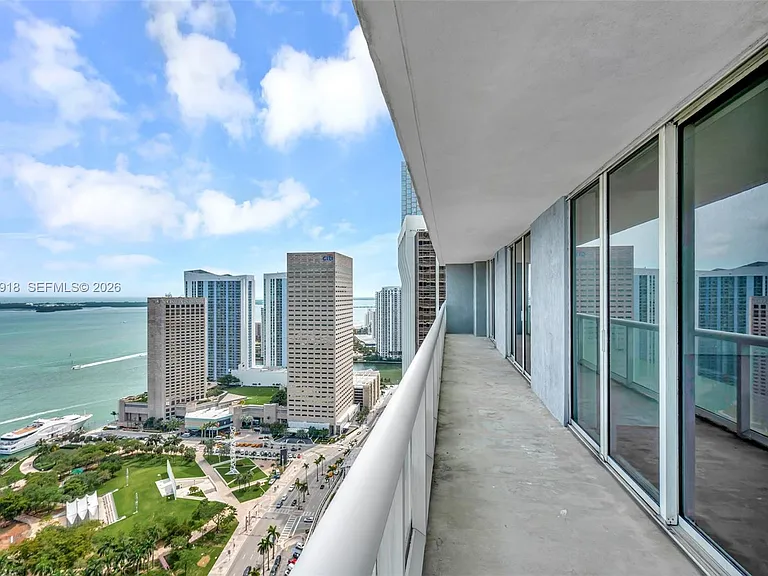 50 Biscayne Blvd #3802 — Photo 8