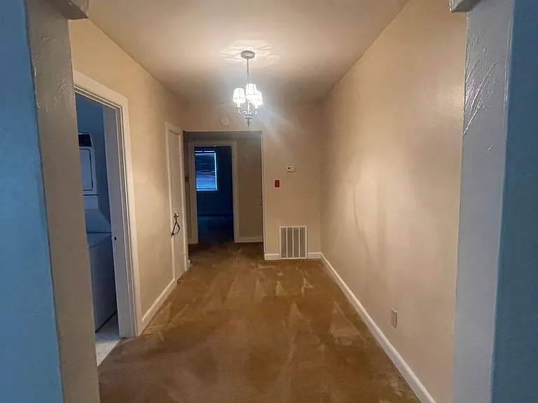 119 Tyler Cres E — Photo 6