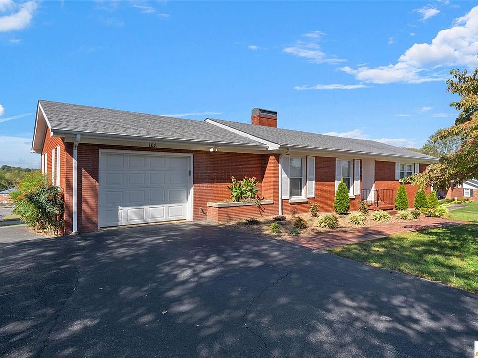 1st image of 107 Adairland Ct