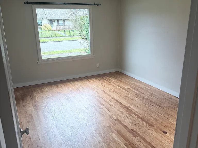 3138 N Mullen St — Photo 5