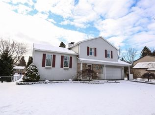 9 Sungrove Ln, Rochester, NY 14624