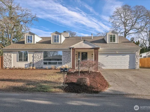 7225 95th Ave SW, Lakewood, WA 98498