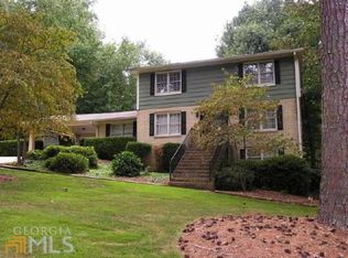 4782 Geneva Dr, Lilburn, GA 30047