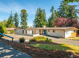 984 SW 6th Ave, Oak Harbor, WA