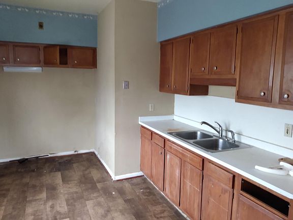 5th image of 436 S Roosevelt Ave