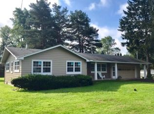 6350 Lakeshore Rd, Cicero, NY 13039