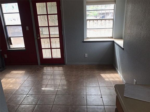 5th image of 1709 Karl Wyler Dr