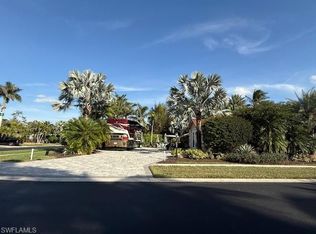 4840 Carriage CT, NAPLES, FL 34114