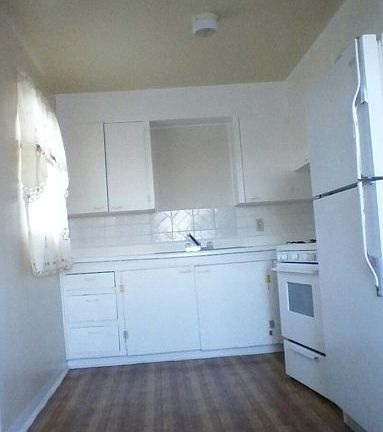2nd image of 5005 Pershing Dr #A