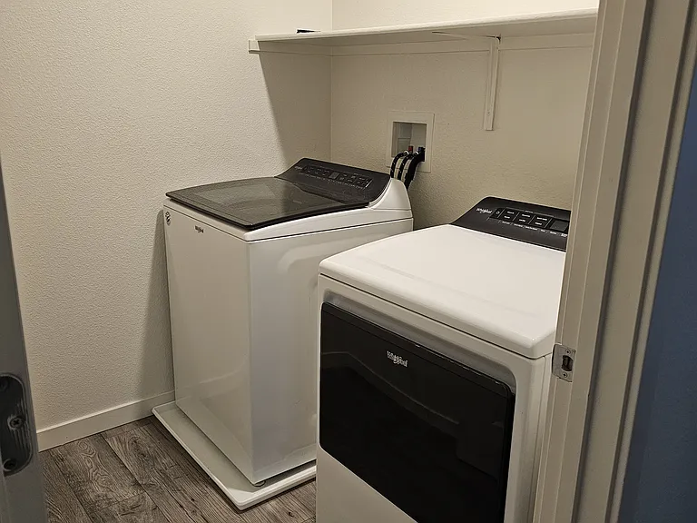 4385 Silver Cedar Ln — Photo 19