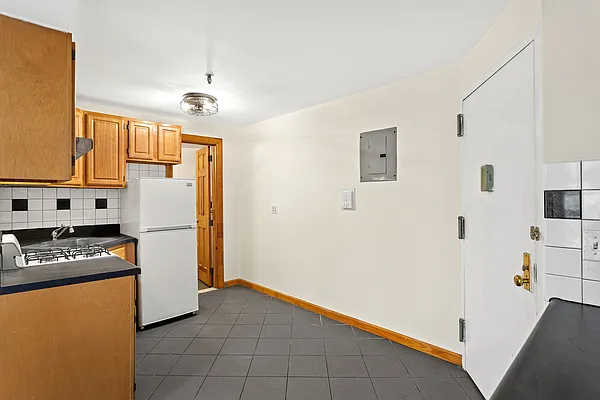 Rented by Corcoran | media 20